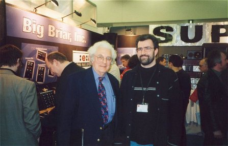 Der "Godfather of Synthesizers" Dr. Robert Moog und meine Wenigkeit